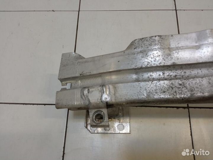 Усилитель переднего бампера Audi TT 8J3