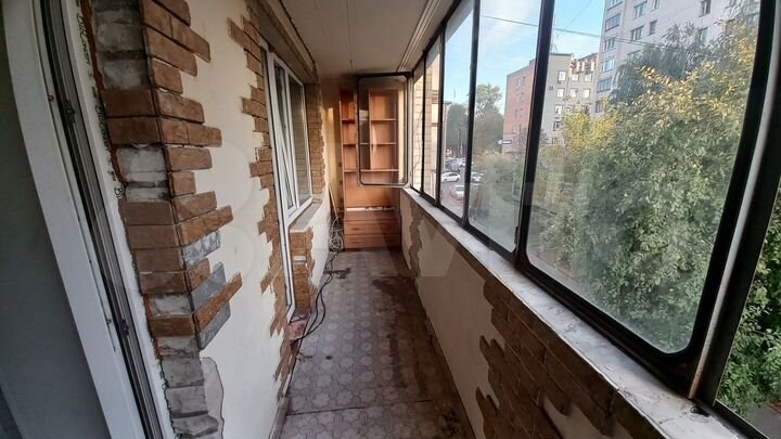 3-к. квартира, 60 м², 2/5 эт.