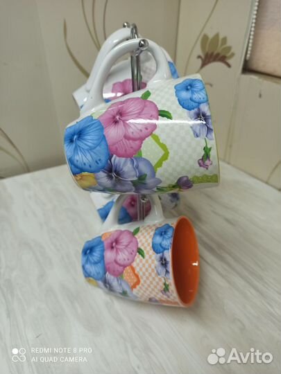 Набор кружек 4шт на подставке