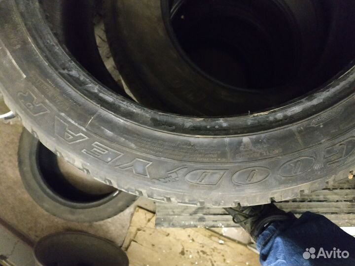 Goodyear Wrangler HP 255/50 R20