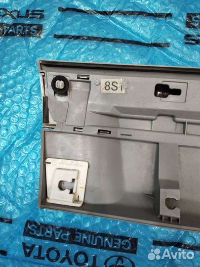 Молдинг задней правой двери Lc 200 голубой