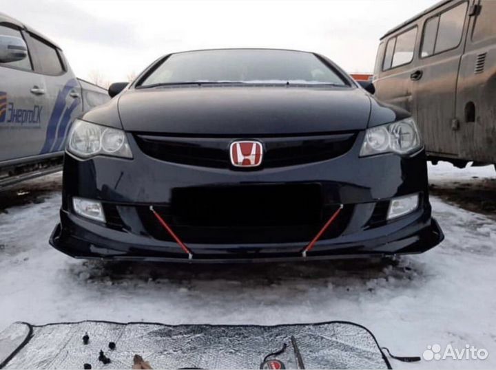 Сплиттер губа на бампер honda civic