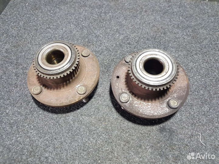 Ступица задняя Mitsubishi lancer 9