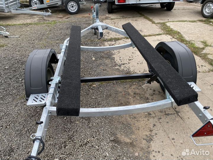 Прицеп для перевозки лодки до 4.5 м (Спутник Аква)