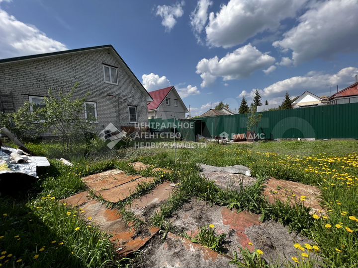 Дом 80 м² на участке 5 сот.