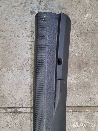 Накладка задней панели VW Passat B6 Avant