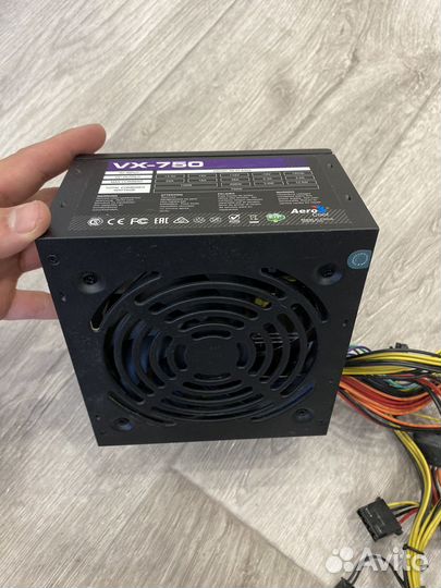 Блок питания Aerocool VX-750