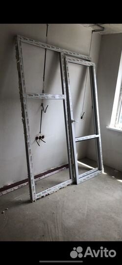 Оконный блок с дверью