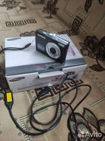 Цифровой фотоаппарат samsung L 100