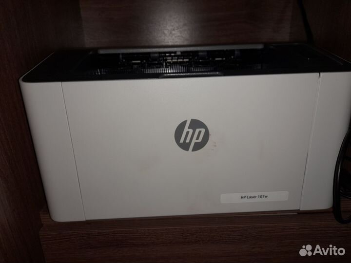 Лазерный принтер HP 107w прошит заправлен