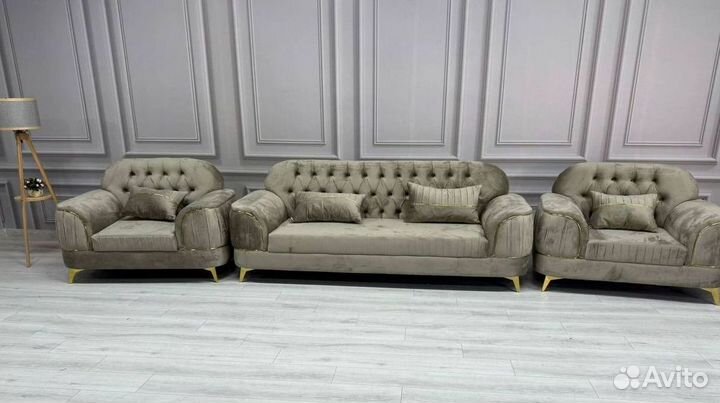 Диван мягкий