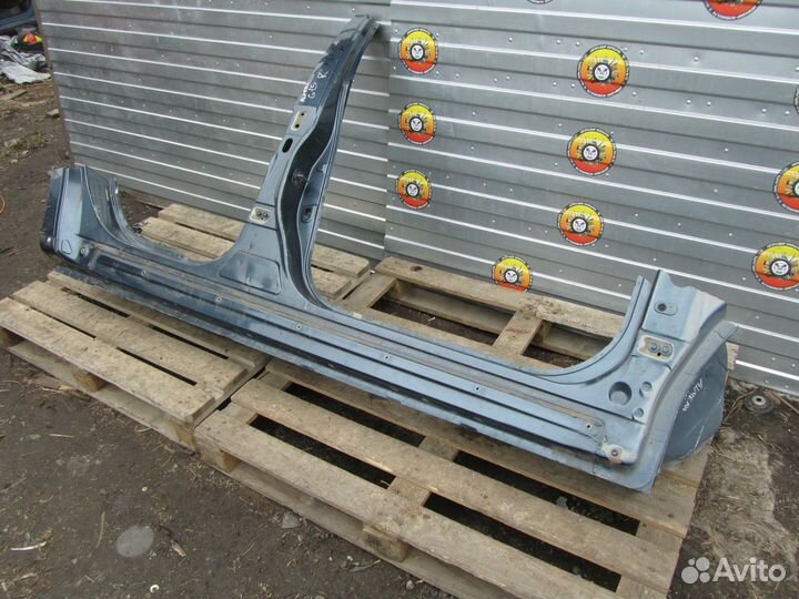 Порог правый (стойка средняя) Nissan Almera G15