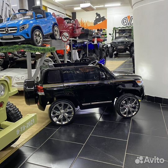 Электромобиль