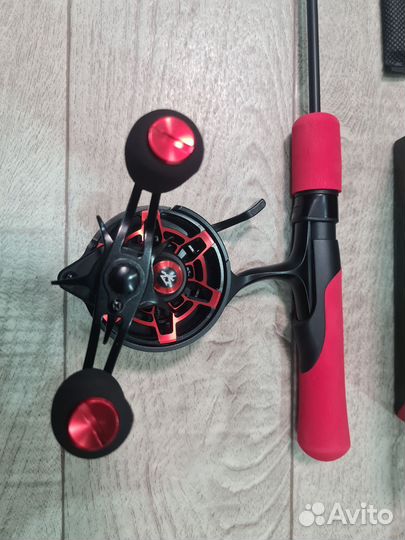 Зимний комплект:Удочка 80см+Катушка Piscifun Frost