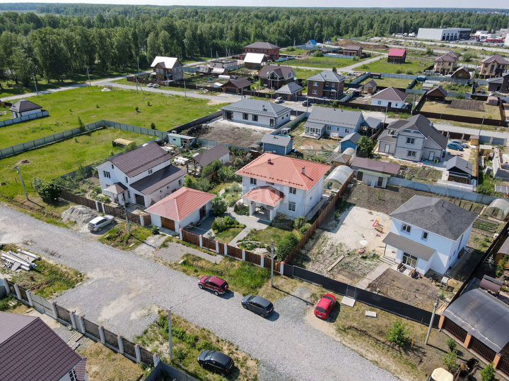 Дом 158,5 м² на участке 9,5 сот.