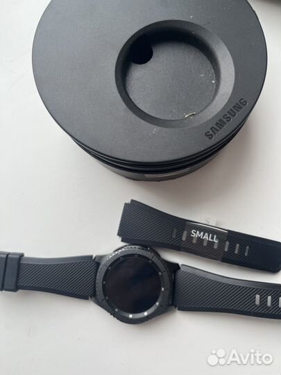 Смарт-часы Samsung Gear S3 Classic