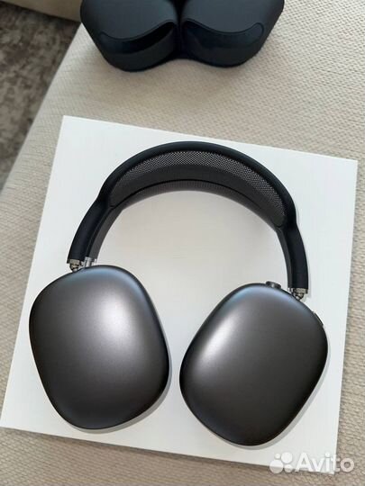 Наушники AirPods Max Space Gray