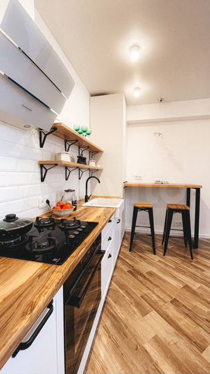 2-к. квартира, 67 м², 1/2 эт.