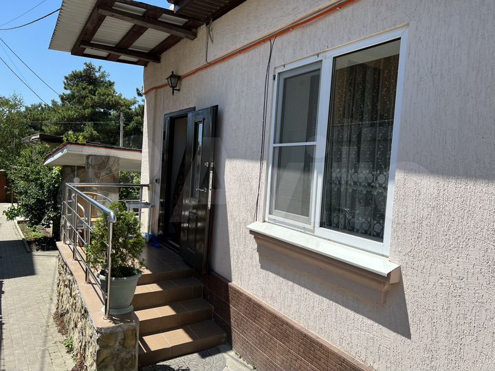 Дом 55 м² на участке 4 сот.