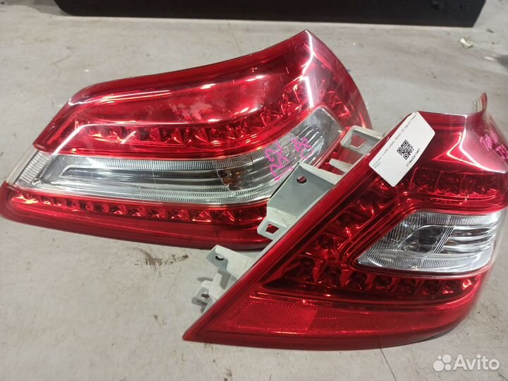 Фонарь Nissan Teana J32