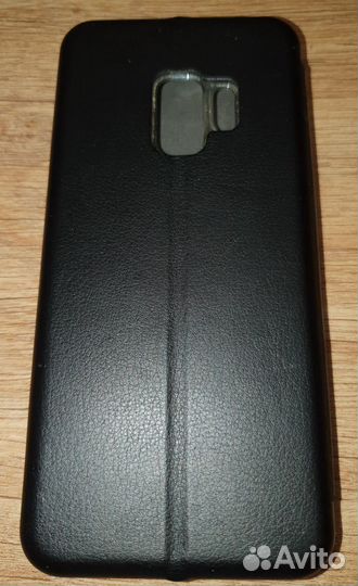 Чехлы для телефонов