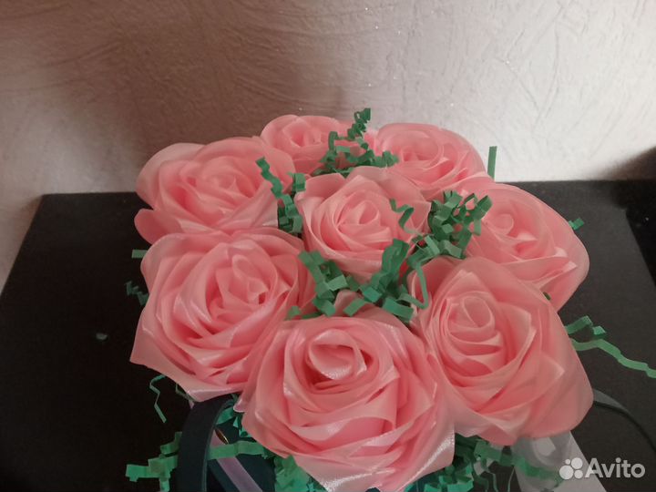 Розы из лент