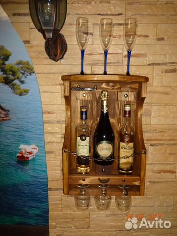 Бар настенный (полка для вина и бокалов)
