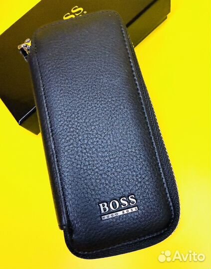 Ключница натуральная кожа hugo boss