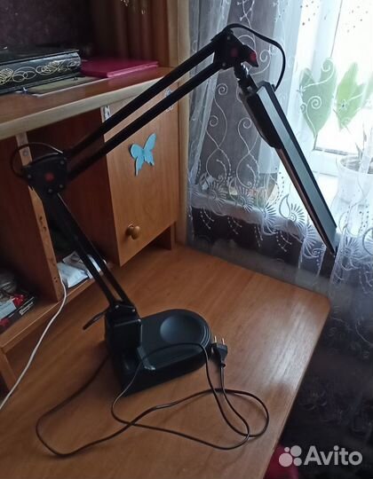 Светильник настольный