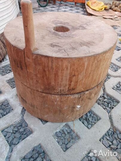 Жорнова/мельница старинные