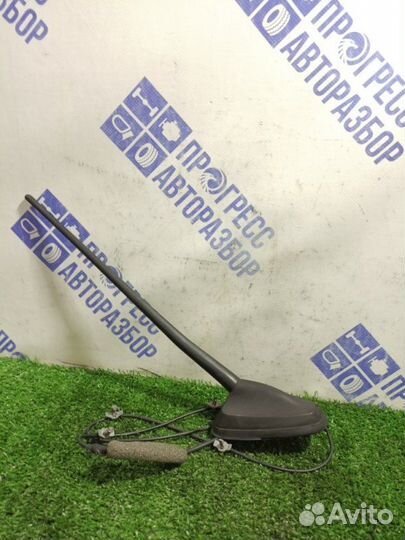 Антенна Renault Koleos кроссовер 2.5 2TR703 2008