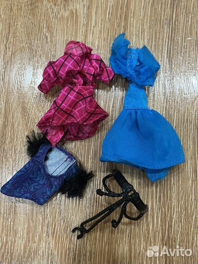 Одежда куклы монстер хай Авеа Троттер