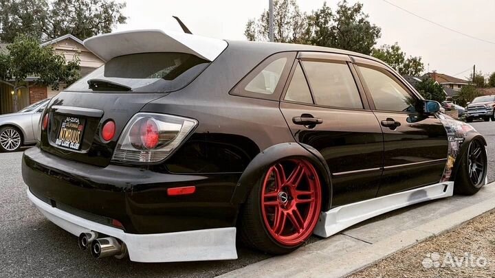 Wide spoiler elixir на Toyota Altezza Gita