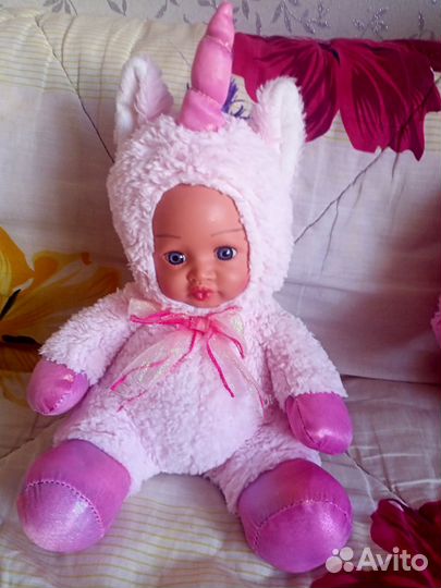 Кукла большая и единорожка