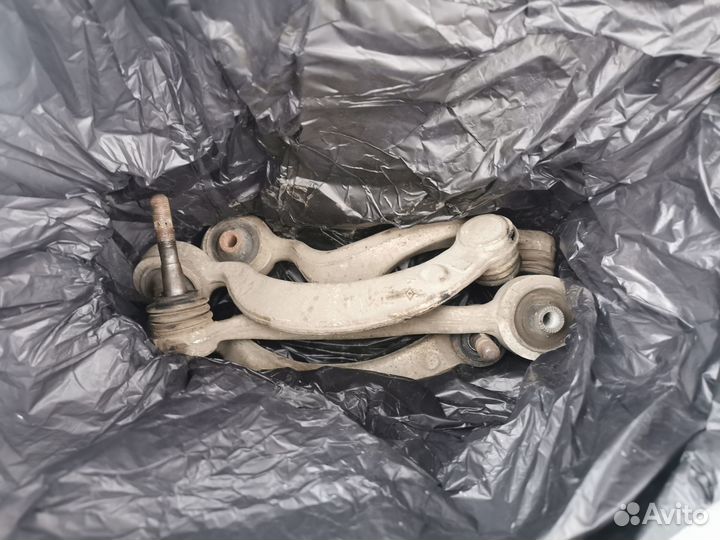 Верхние рычаги lexus LS 460L 4WD