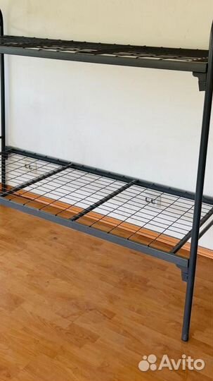 Кровать металлическая