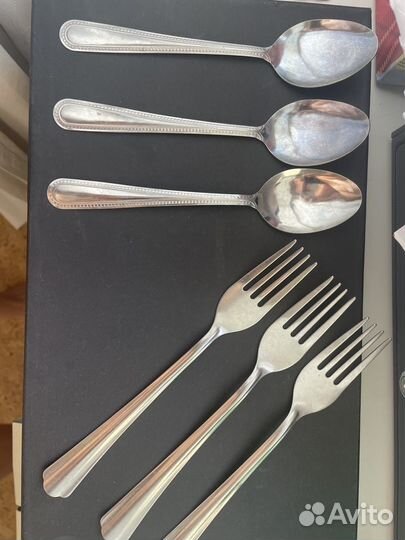 Столовые приборы,подносы,тарелки