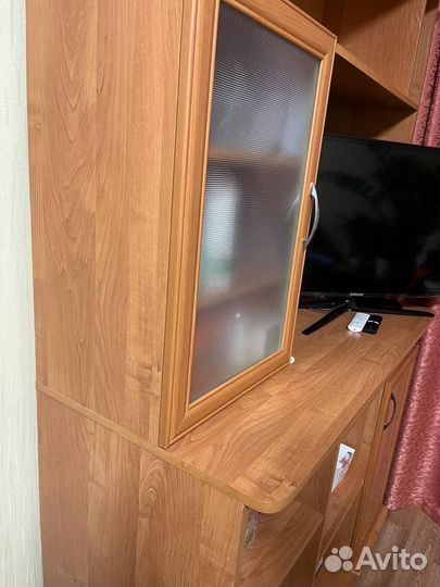 Шкаф стенка