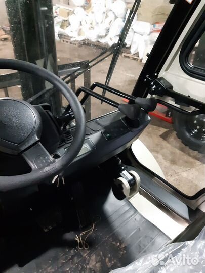 Вилочный погрузчик TFN CPCD15, 2023