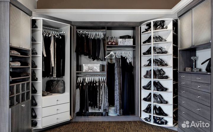 F5R3B8 Гардеробная