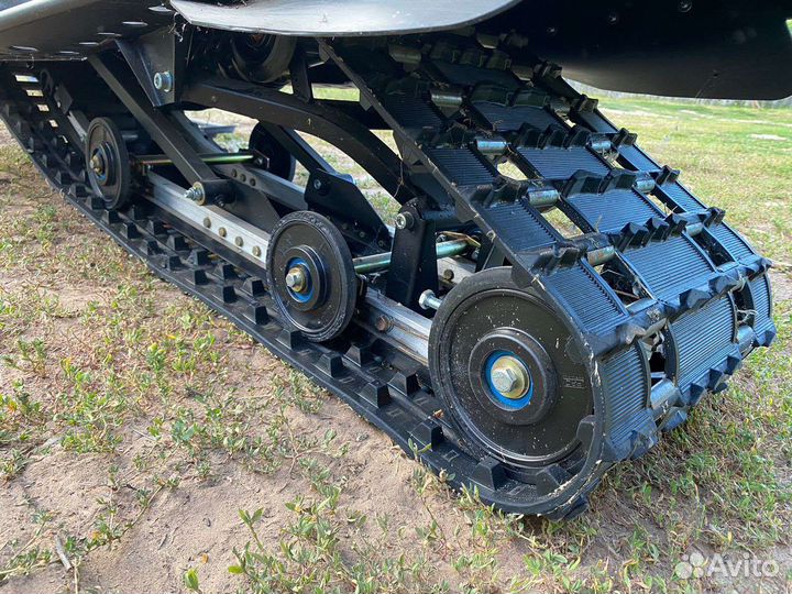 Продаю снегоход