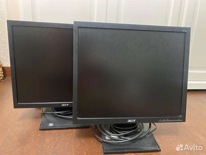 Продается 3 ЖК монитора 17