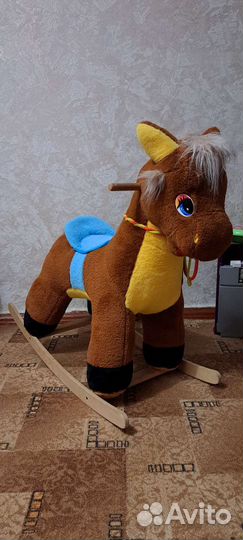 Игрушка качалка лошадь