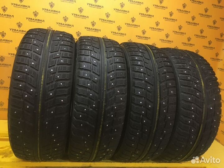 Kumho I'Zen KW22 215/55 R17 98T