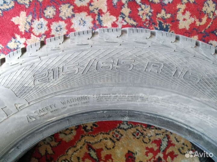 Gislaved Nord Frost 200 SUV 215/65 R16