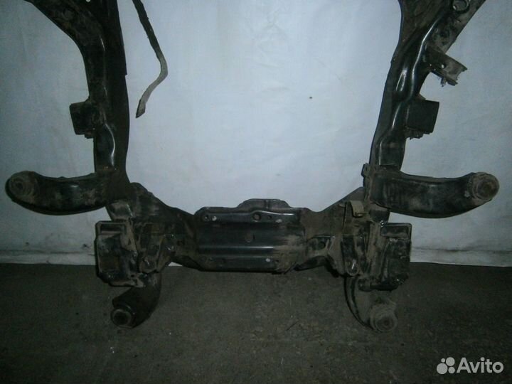 Подрамник Opel Vectra B 2000 год Опель Вектра Б