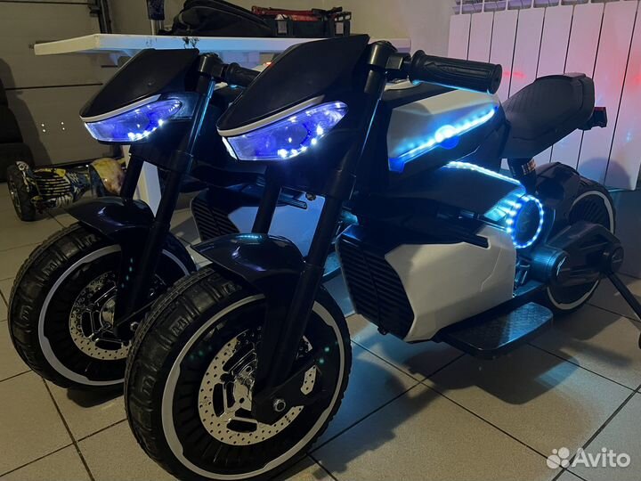 Электромобиль