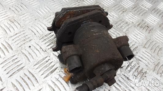 Суппорт тормозной передний правый volkswagen polo 4 (9N) (PBE04N701)