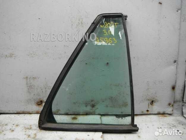 Форточка задней правой двери