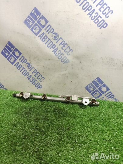 Топливная рампа Audi A4 B6 седан 1.8 BFB 2002